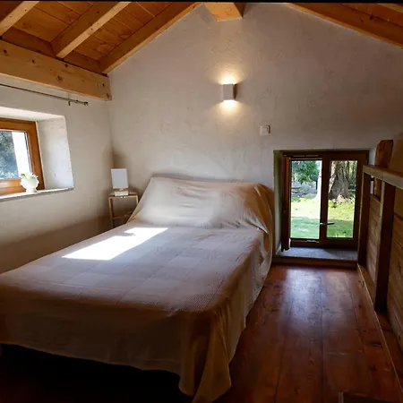 Prázdninový dům Authentique Casellu En Pierre A Avec Vue Sur La Porticcio (Corsica)